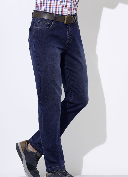 Hosen - Jeans in 5-Pocket Form in 3 Farben, in Größe 024 bis 060, in Farbe DUNKELJEANS Ansicht 1