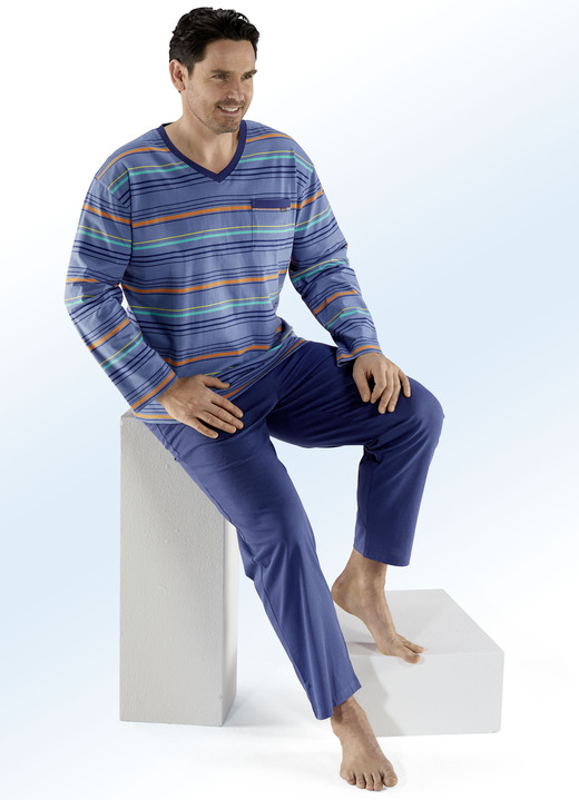 Herrenwäsche - Schlafanzug mit V-Ausschnitt, garngefärbtem Ringeldessin / nachhaltiger Baumwollanbau, in Größe 046 bis 060, in Farbe BLAU-BUNT Ansicht 1