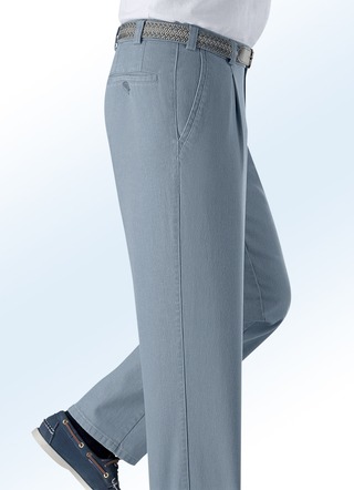 Unterbauch-Jeans mit Gürtel in 2 Farben