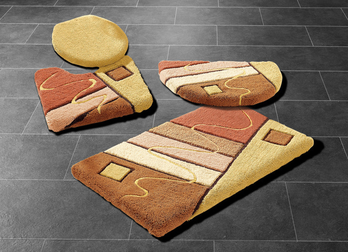 Badgarnituren - Handgearbeitete Badgarnitur in harmonischen Farbtönen, in Größe 100 (Vorleger halbrund, 50/ 80 cm) bis 112 (WC-Deckelbezug, 47/ 50 cm), in Farbe TERRA-BRAUN Ansicht 1