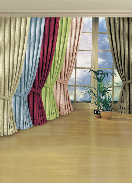 Klassisch - Fensterdekoration aus schwerer Thermo-Chenille-Qualität, in Größe 364 (H150xB135 cm) bis 464 (H245xB270 cm), in Farbe CREME, in Ausführung mit Universalschienenband Ansicht 1