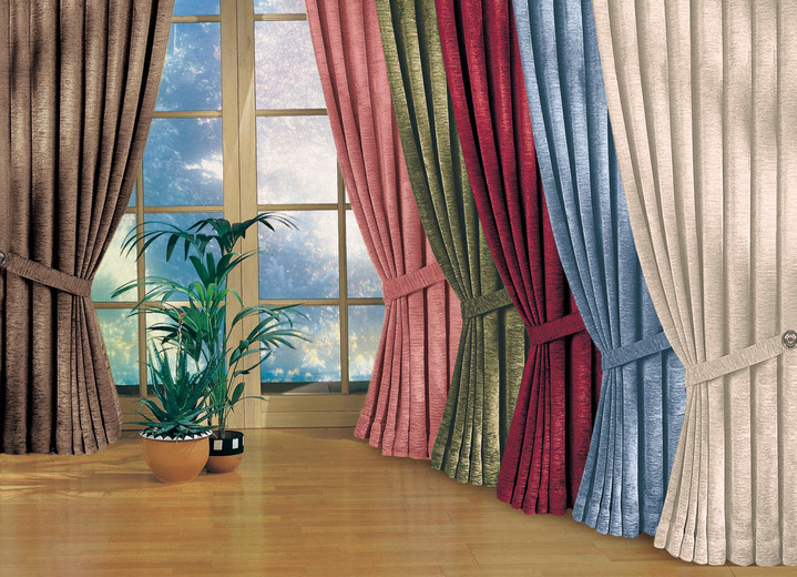 Klassisch - Fensterdekoration aus schwerer Thermo-Chenille-Qualität, in Größe 364 (H150xB135 cm) bis 464 (H245xB270 cm), in Farbe GRÜN, in Ausführung mit Universalschienenband Ansicht 1