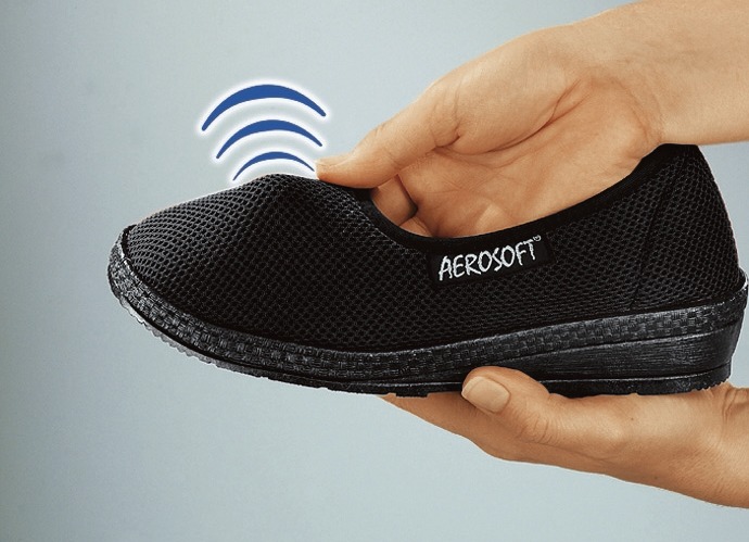 Gesundheitsschuhe - Klima-Klettschuh mit durchgehender, patentierter Filzschalensohle Ansicht 2 Gesundheitsschuhe - Klima-Klettschuh mit durchgehender, patentierter Filzschalensohle, in Größe 036 bis 046, in Farbe SCHWARZ, in Ausführung Klima-Klett-Pantolette Ansicht 2