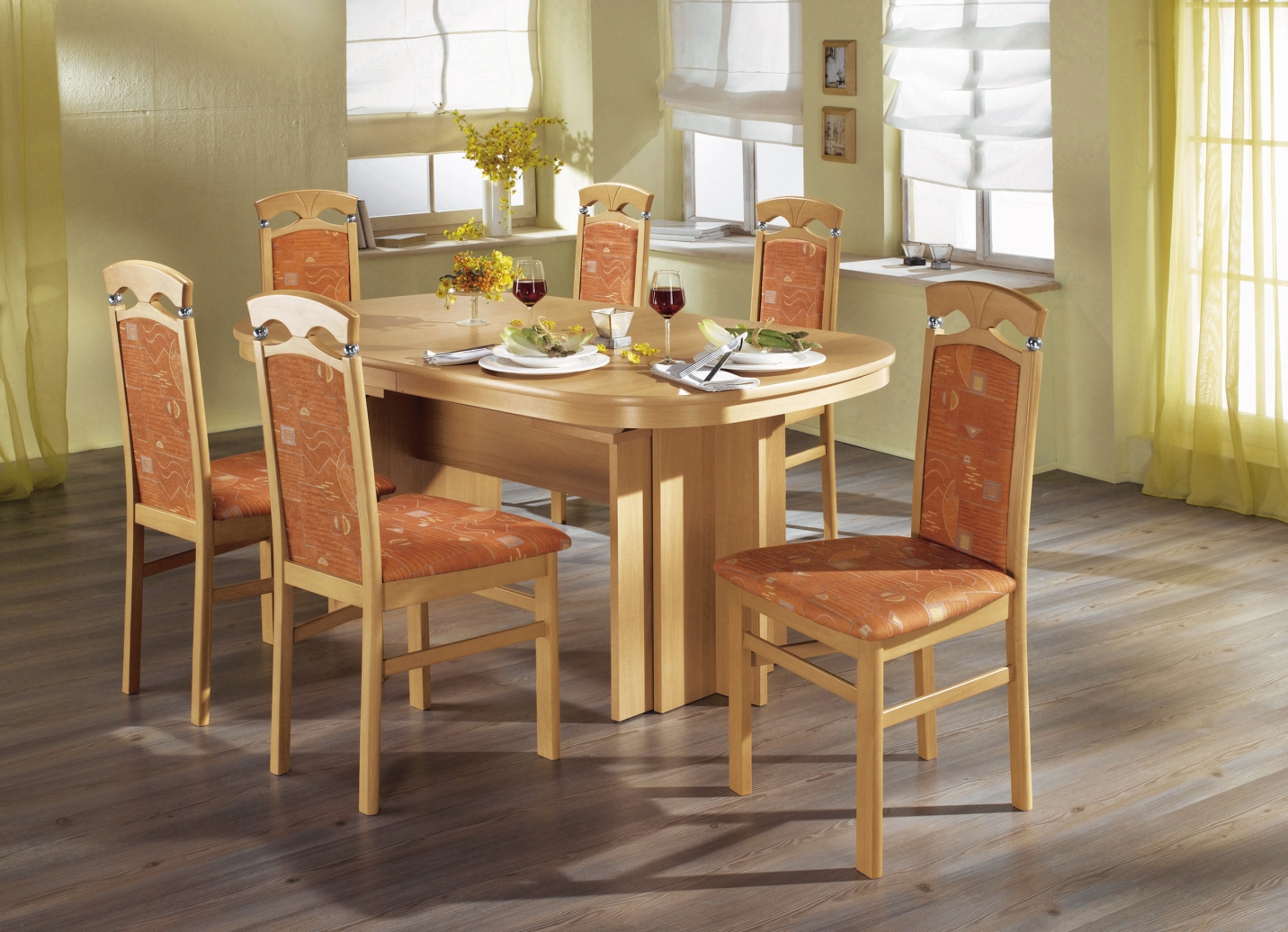 Esszimmermöbel in verschiedenen Ausführungen - Stühle & Sitzbänke | BADER