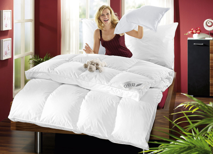 Bettwaren - Daunen-Bettwaren-Programm von OBB, in Größe 103 (Decke 135/200 cm) bis 403 (2x 80/80 cm + 2x 135/200 cm), in Farbe WEISS, in Ausführung Leicht Ansicht 2
