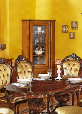 Stilmöbel - Esszimmer-Möbel mit Wurzelholzfurnier, in Farbe NUSSBAUM, in Ausführung Eck-Vitrine – Farbe KIRSCHBAUM – Ansicht 