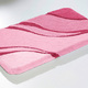 Kleine Wolke - Moderne Badgarnitur von Kleine Wolke – Farbe ROSA Kleine Wolke - Moderne Badgarnitur von Kleine Wolke, in Größe 100 (Vorleger halbrund, 50/ 80 cm bis 112 (WC-Deckelbezug mit Kordel, 47/ 50 cm)), in Farbe LILA