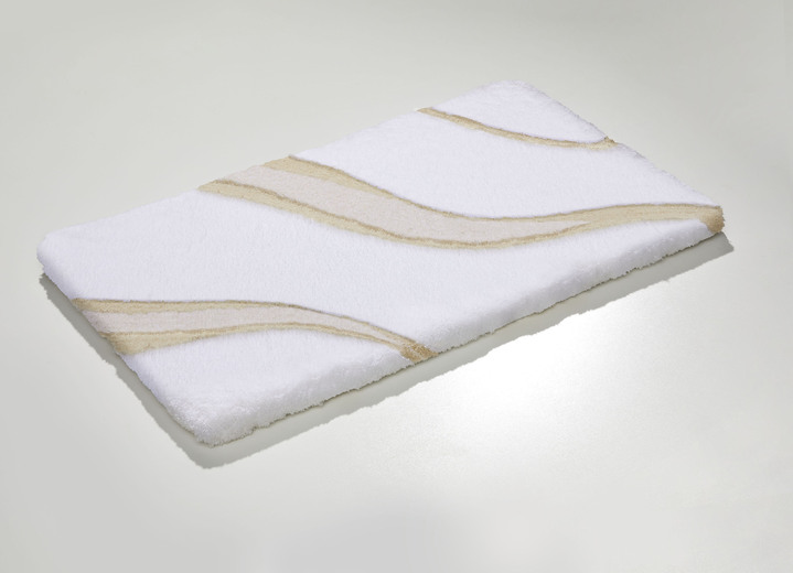 Kleine Wolke - Moderne Badgarnitur von Kleine Wolke, in Größe 100 (Vorleger halbrund, 50/ 80 cm bis 112 (WC-Deckelbezug mit Kordel, 47/ 50 cm)), in Farbe WEISS-CREME Ansicht 1