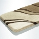 Kleine Wolke - Moderne Badgarnitur von Kleine Wolke – Farbe TAUPE – Ansicht 2 Kleine Wolke - Moderne Badgarnitur von Kleine Wolke, in Größe 100 (Vorleger halbrund, 50/ 80 cm bis 112 (WC-Deckelbezug mit Kordel, 47/ 50 cm)), in Farbe LILA – Farbe TAUPE – Ansicht 2