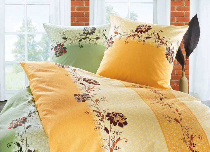 - Irisette Bettwäsche-Garnitur mit Blumenranken, in Größe 112 (80/80 + 135/200 cm) bis 115 (80/80 + 155/220 cm), in Farbe APRICOT