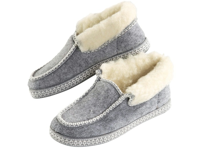 Hausschuhe - Hütten-Hausschuh mit Anti-Rutsch-Gummi-Laufsohle, in Größe 036 bis 042, in Farbe BLAU Ansicht 4