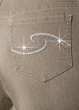 Jeans - Komfortjeans verziert mit Strasssteinen in 6 Farben – Farbe CAMEL – Ansicht  Jeans - Komfortjeans verziert mit Strasssteinen in 6 Farben, in Größe 018 bis 054, in Farbe HELLGRAU – Farbe CAMEL – Ansicht