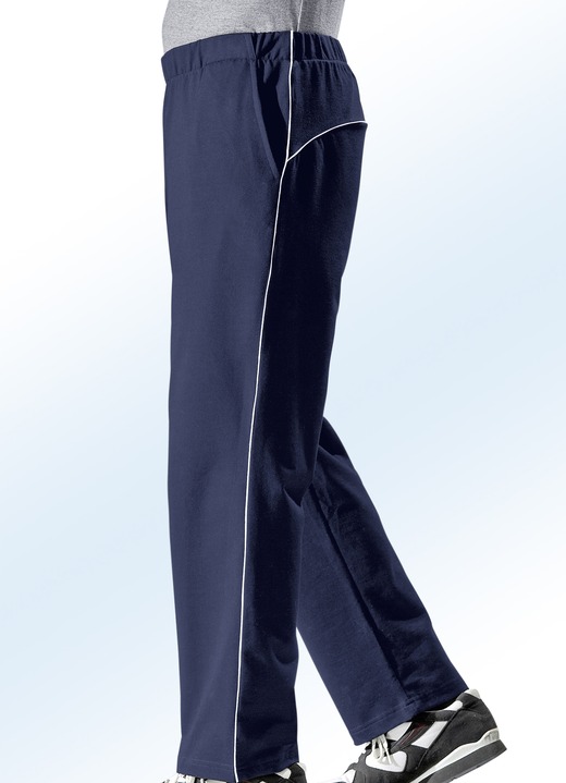 Freizeithosen - Freizeithose mit Zierpaspeln Freizeithosen - Freizeithose mit Zierpaspeln, in Größe 023 bis 062, in Farbe MARINE