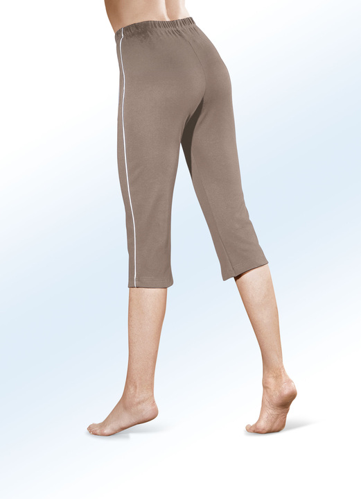 Hosen - Caprihose mit Dehnbund rundum Ansicht 6 Hosen - Caprihose mit Dehnbund rundum, in Größe 036 bis 058, in Farbe BROMBEERE Ansicht 6