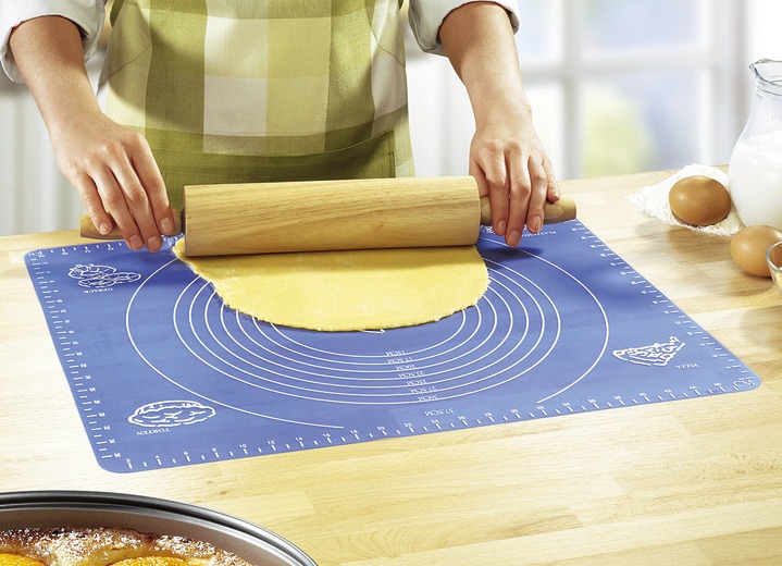 Backen & Dessert - Zusammenrollbare Ausrollmatte mit Maß-Skala, in Farbe BLAU, in Ausführung Ausrollmatte