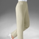Hosen in Schlupfform - Hose mit vorverlegter Seitennaht in 8 Farben – Farbe BEIGE Hosen in Schlupfform - Hose mit vorverlegter Seitennaht in 8 Farben, in Größe 019 bis 235, in Farbe BEIGE
