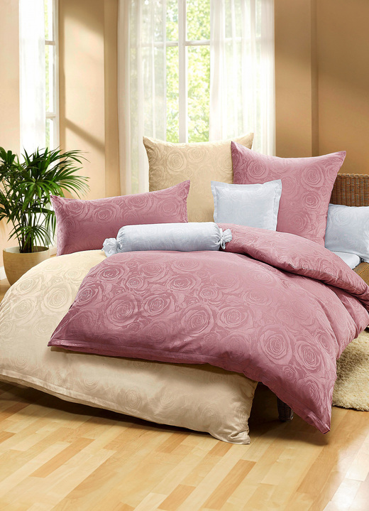 Bettwäschegarnituren - Hochwertige Damast-Bettwäsche, in Größe 112 (80/80 cm + 135/200 cm) bis 123 (Kissenbezug, 40/40 cm), in Farbe WEISS Ansicht 1