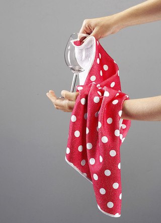Reinigungshelfer & Reinigungsmittel - Mikrofaser-Geschirrtücher-Set, 10-teilig – Farbe ROT/WEISS PUNKTE – Ansicht  Reinigungshelfer & Reinigungsmittel - Mikrofaser-Geschirrtücher-Set, 10-teilig, in Farbe ROT/WEISS PUNKTE – Farbe ROT/WEISS PUNKTE – Ansicht
