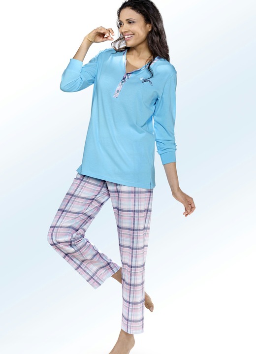 Schlafanzüge & Shortys - Schlafanzug, Langarm mit Knopfleiste und Karodessin, in Größe 036 bis 056, in Farbe TÜRKIS-BUNT Ansicht 1