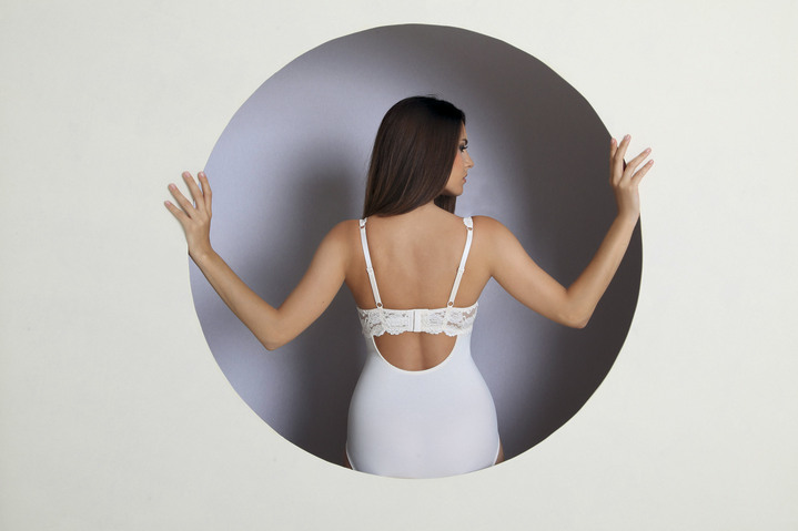 Korseletts - Sassa Body mit Elastikspitze, in Größe 075 bis 100, in Cup B, in Farbe ALTROSÉ Ansicht 12