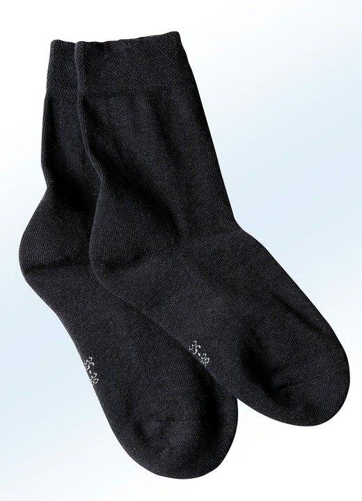 Strümpfe & Strumpfhosen - Sechserpack Socken mit weicher Innensohle Ansicht 2 Strümpfe & Strumpfhosen - Sechserpack Socken mit weicher Innensohle, in Größe 1 (Schuhgr. 35-38) bis 3 (Schuhgr. 43-46), in Farbe 2X BLAUTÖNE, 2X GRAUTÖNE, 2X SCHWARZ Ansicht 2