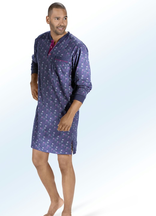 Nachthemden - Nachthemd mit Knopfleiste, Brusttasche und langen Bündchenärmeln, in Größe 048 bis 068, in Farbe GRAUBLAU-BEERE