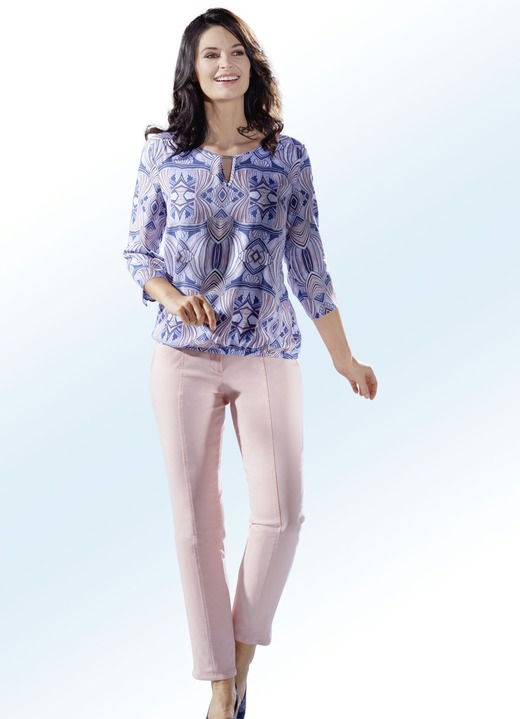 Hosen - Hose mit schmaler Fußweite Ansicht 3 Hosen - Hose mit schmaler Fußweite, in Größe 034 bis 092, in Farbe KORALLE Ansicht 3