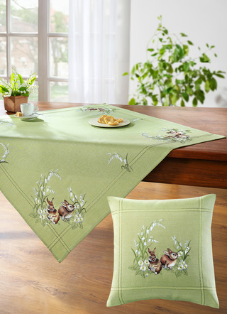 Tisch- und Raumdekoration mit Blüten- und Gräser Motiv