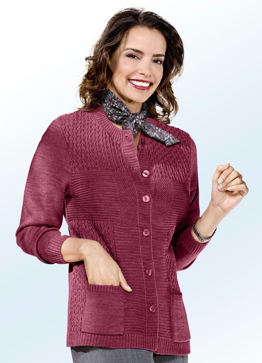 Strickjacken - Strickjacke mit Strukturmix, in Größe 038 bis 054, in Farbe RAUCHBLAU Ansicht 2