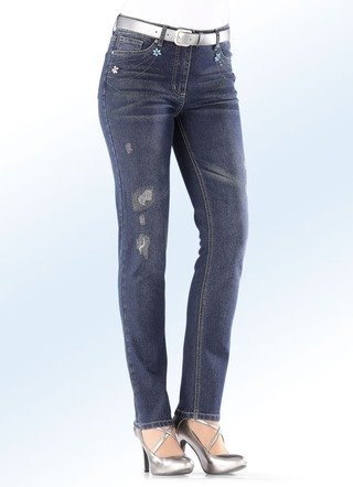 Jeans mit Steinchenapplikationen