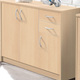 Kommoden - Kombifreundliche Kommode mit silberfarbenen Griffen, in Farbe WEISS, in Ausführung 2-türig, schmal – Farbe BUCHE – Ansicht 1