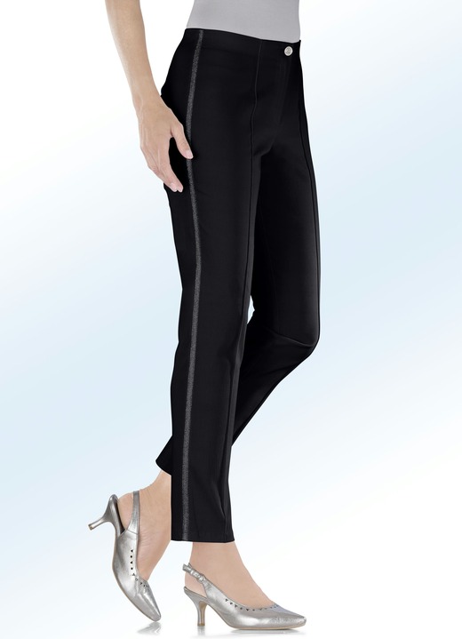 Damenmode - Hose mit effektvollem Zierband, in Größe 017 bis 052, in Farbe SCHWARZ Ansicht 1