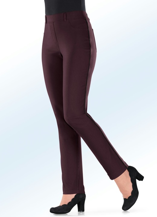 Hosen - Hose mit kontrastfarbener Zierpaspel, in Größe 019 bis 054, in Farbe CHIANTI-SCHWARZ Ansicht 3