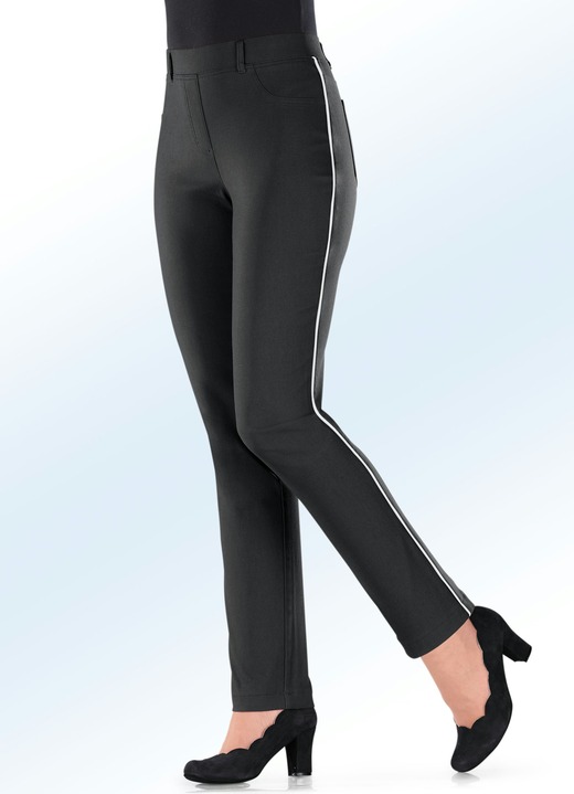 Hosen - Hose mit kontrastfarbener Zierpaspel, in Größe 019 bis 054, in Farbe CHIANTI-SCHWARZ Ansicht 8
