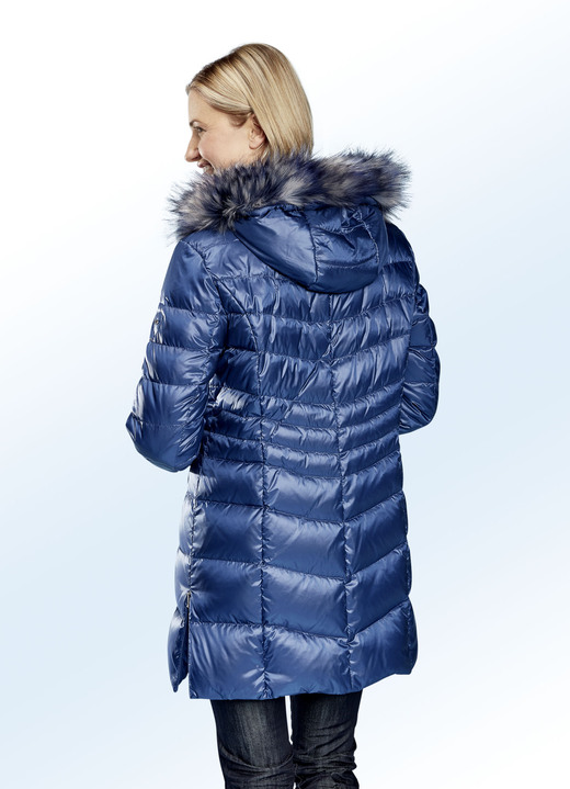 - Daunen-Longjacke, in Größe 018 bis 052, in Farbe INDIGOBLAU Ansicht 2