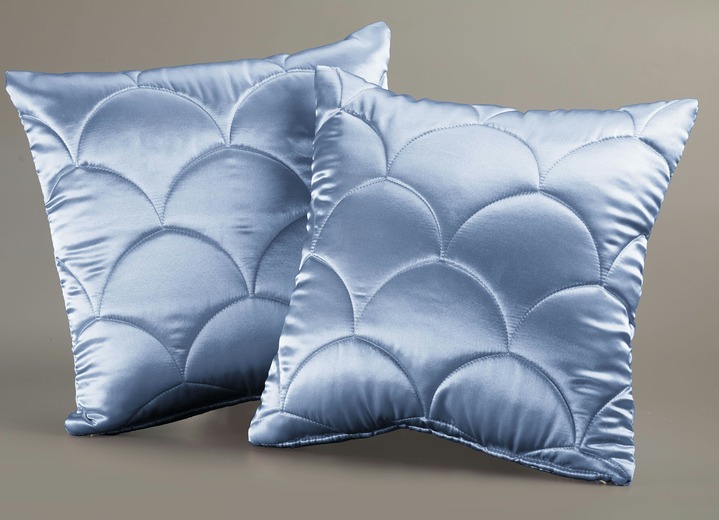 Tagesdecken - Edel glänzende Tagesdecke und Kissenbezüge mit Steppung in Muscheloptik, in Größe 873 (für Einzelbett, 135x210 cm) bis 924 (1 Kissenbezug, 40 x 80 cm), in Farbe BLAU Ansicht 10