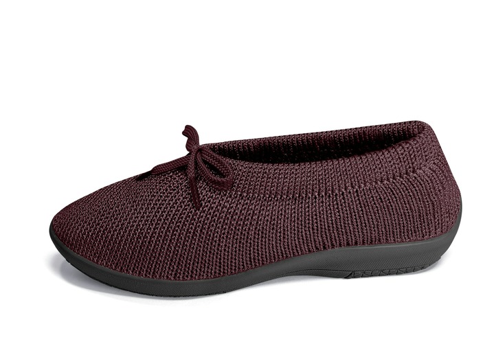 Komfortschuhe - Ballerina mit elastischem Einschlupf und Schnürung, in Größe 036 bis 042, in Farbe SCHWARZ Ansicht 4