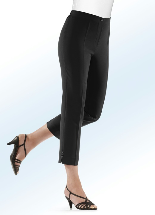 Hosen - Hose mit aparten Zierknöpfen am Saumabschluss Ansicht 4 Hosen - Hose mit aparten Zierknöpfen am Saumabschluss, in Größe 018 bis 058, in Farbe ROT Ansicht 4