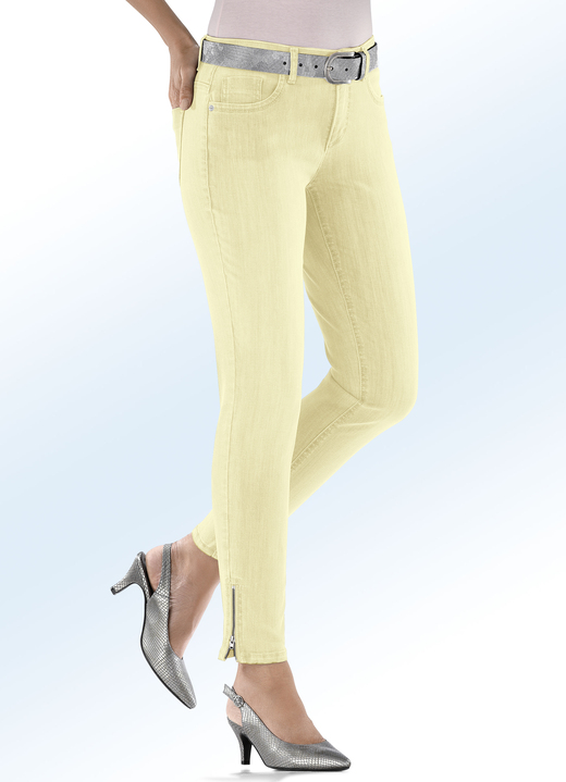 Jeans - Jeans mit modischen Reißverschlüssen, in Größe 017 bis 050, in Farbe HELLGELB