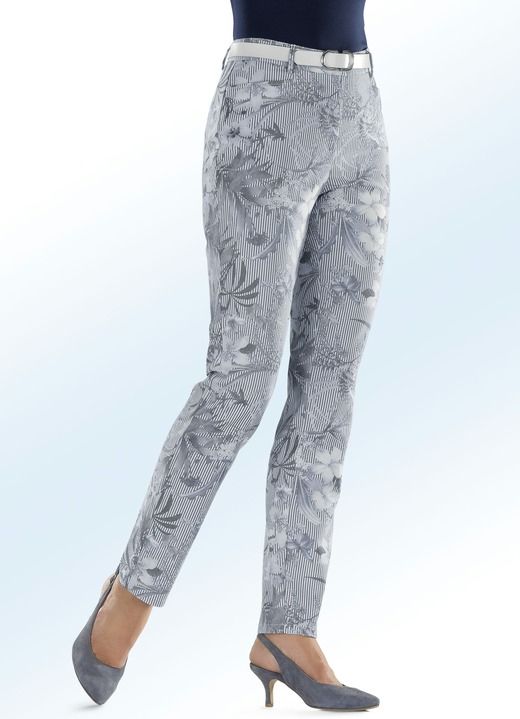 Hosen - Hose mit apartem Streifen- und Floraldessinierung, in Größe 017 bis 052, in Farbe WEISS-BLAU Ansicht 1