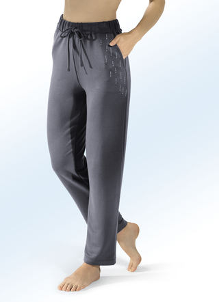 Hose mit Nietenzier in 4 Farben
