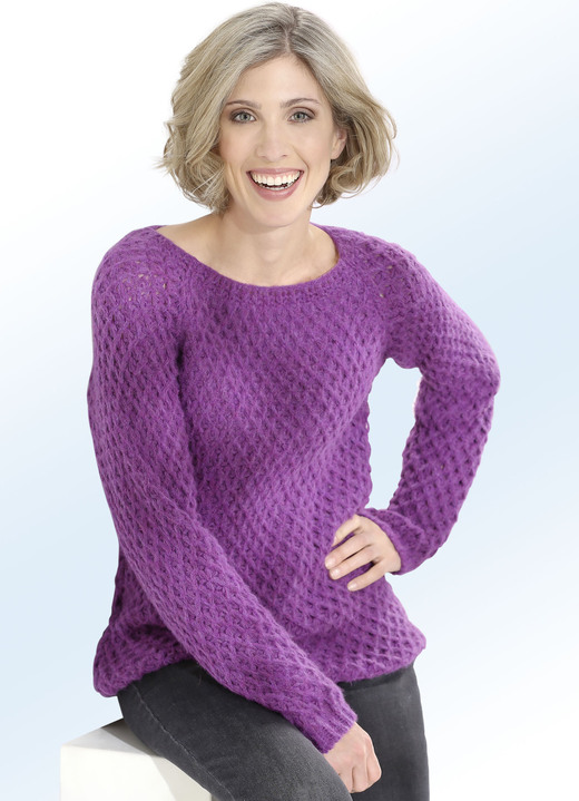 - Pullover in 2 Farben mit Ajour-Akzenten, in Größe L (44/46) bis XL (48/50), in Farbe VIOLETT