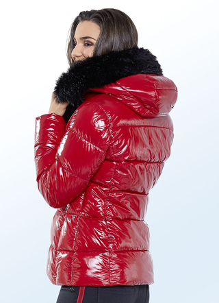 Jacke in trendgenauer Lack-Optik