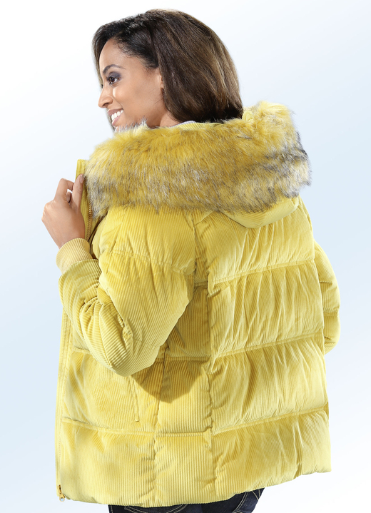 - Jacke in angesagtem Cord-Samt, in Größe 034 bis 052, in Farbe SAFRAN Ansicht 2