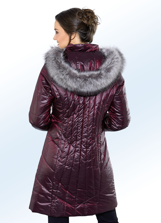 Wintermäntel - Kurzmantel mit abnehmbarer Kapuze, in Größe 036 bis 052, in Farbe MARSALA Ansicht 2