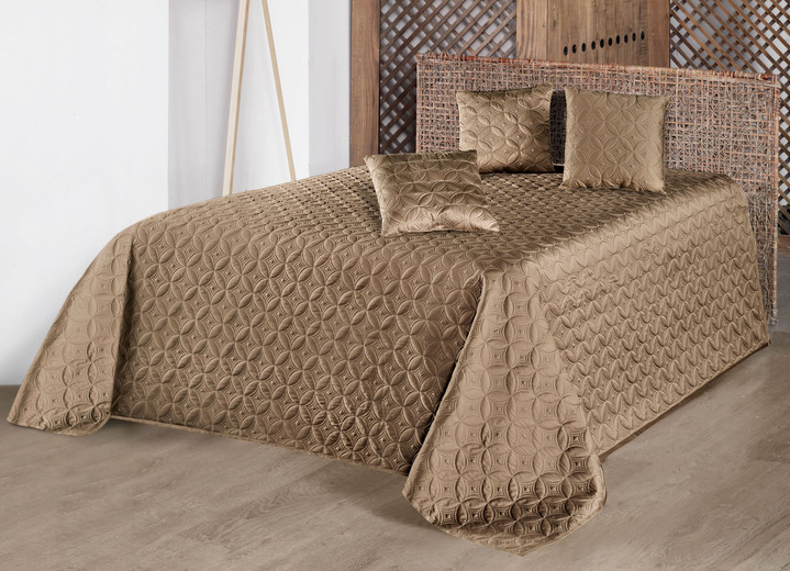 - Hochwertige Tagesdecke mit wunderschöner Stickerei, in Größe 873 (für Einzelbett, 140x210 cm) bis 914 (für Doppelbett, 270x210 cm), in Farbe BRAUN Ansicht 1