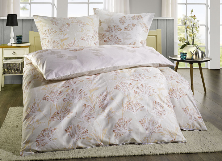 Bettwäschegarnituren - Mako-Satin Bettwäsche-Garnitur Ansicht 5 Bettwäschegarnituren - Mako-Satin Bettwäsche-Garnitur, in Größe 111 (40/80 cm + 135/200 cm) bis 115 (80/80 cm + 155/220 cm), in Farbe BLAU Ansicht 5