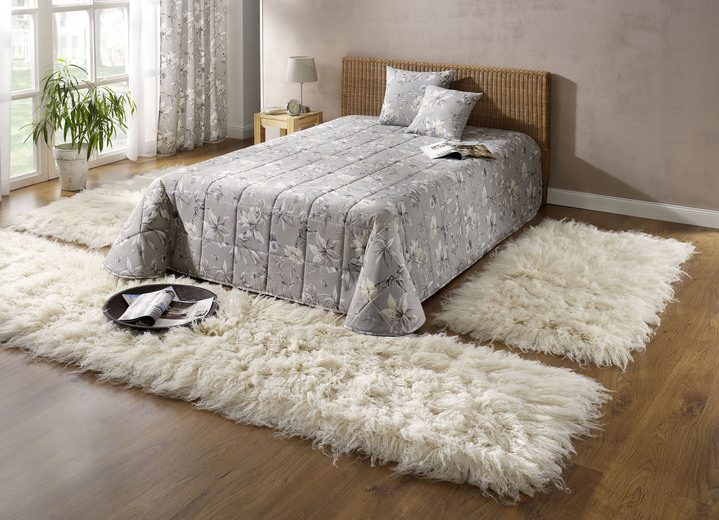 - Tagesdecke mit Bandeinfassung, in Größe 873 (Tagesdecke, Einzelbett, 135x210 cm) bis 924 (Kissenbezug, 50x50 cm), in Farbe SILBER Ansicht 2