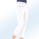 Hosen mit Knopf- und Reißverschluss - 7/8-lange Hose mit kontrastfarbenem Zierband – Farbe WEISS Hosen mit Knopf- und Reißverschluss - 7/8-lange Hose mit kontrastfarbenem Zierband, in Größe 017 bis 052, in Farbe WEISS