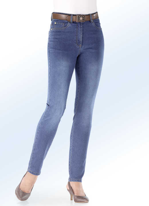 Hosen mit Knopf- und Reißverschluss - Basic-Jeans , in Größe 017 bis 052, in Farbe JEANSBLAU Ansicht 1